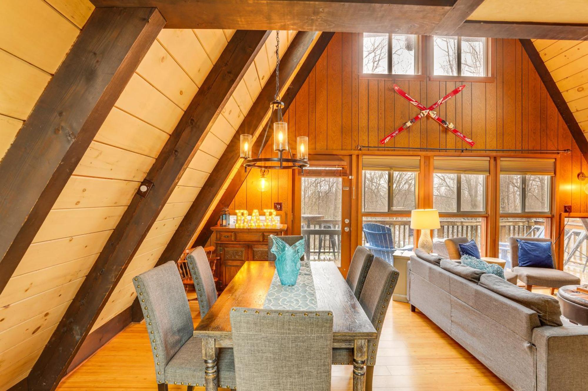 A-Frame Cabin With Hot Tub 1 Mi To Beech Mountain! Bagian luar foto